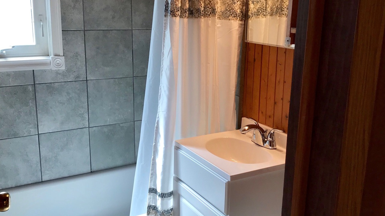Photo of Bathroom in Big Bay Point