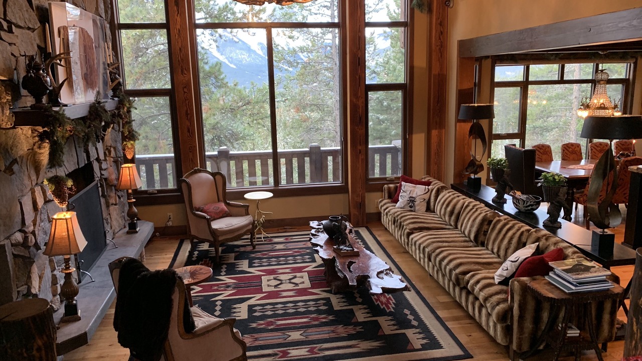 Photo of Livingroom in Silvertip