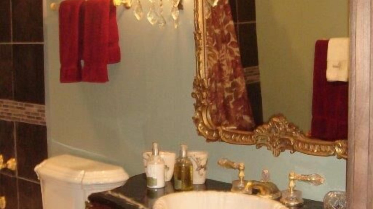 Photo of Bathroom in Silvertip