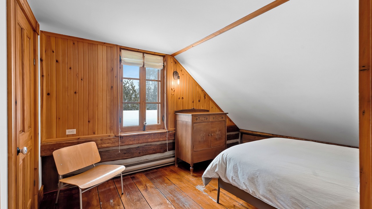 Photo of Bedroom in Val Morin