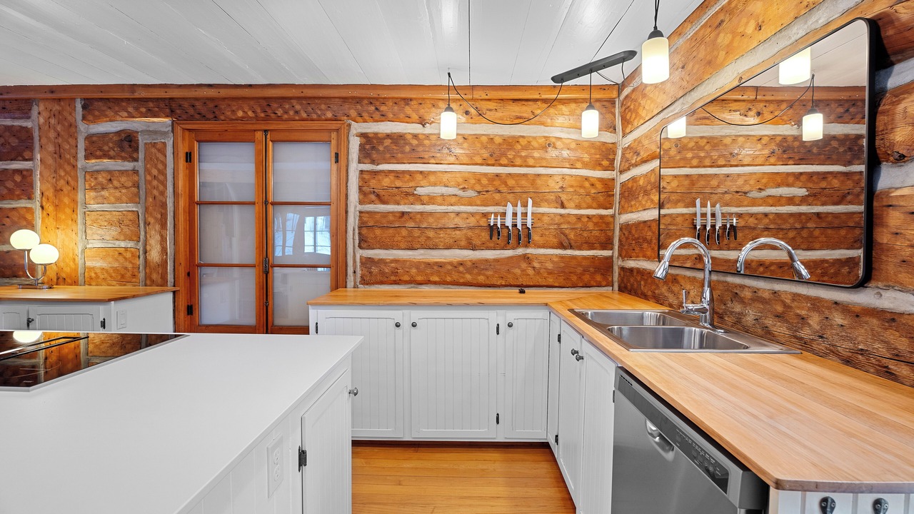 Photo of Kitchen in Val Morin