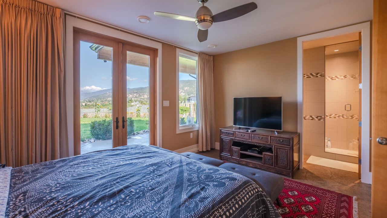 Photo of Bedroom in Okanagan-Similkameen