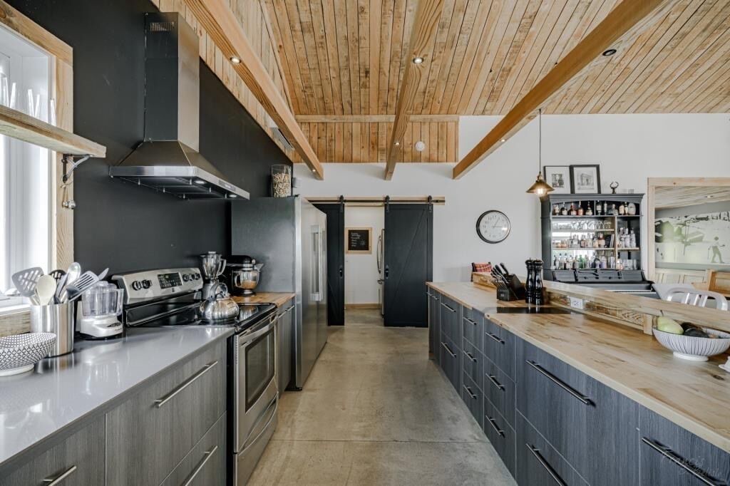 Photo of Kitchen in Saint-Sauveur