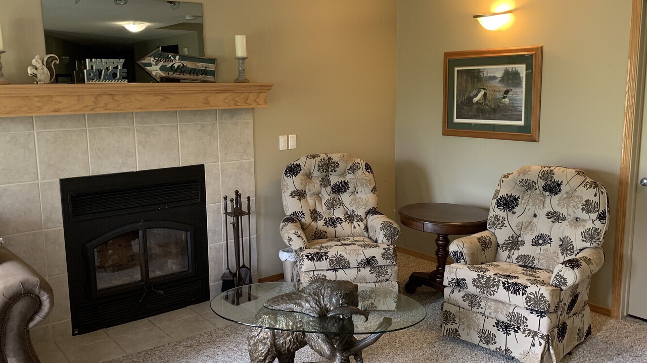 Photo of Livingroom in East Kootenay