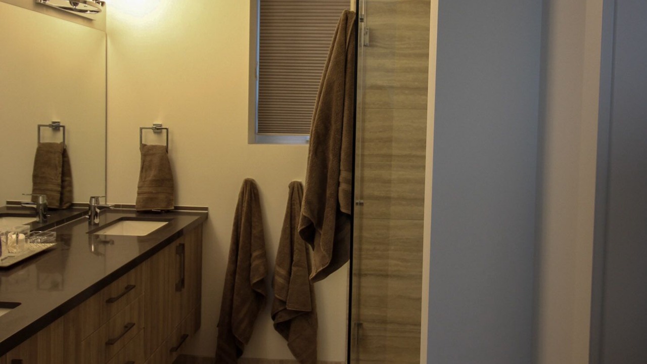 Photo of Bathroom in Golden