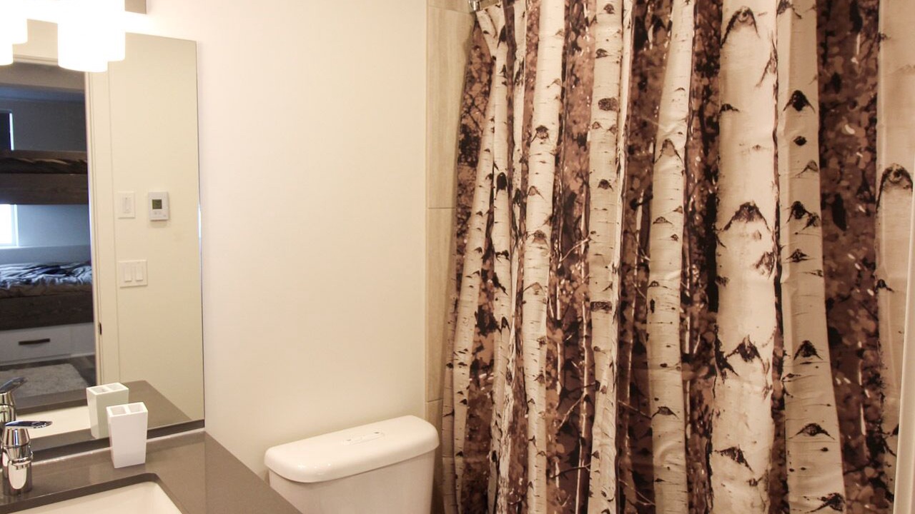 Photo of Bathroom in Golden