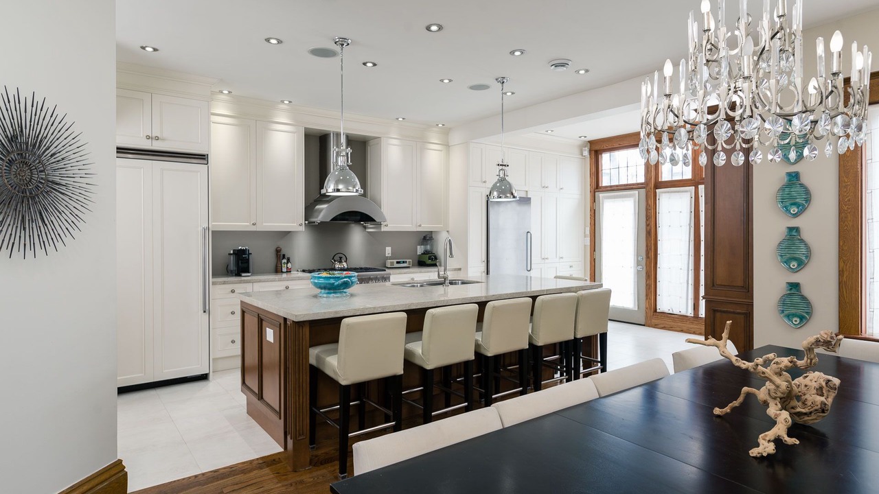 Photo of Kitchen in High Park-Swansea