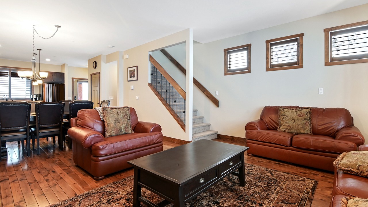 Photo of Livingroom in Snow Pine Estates
