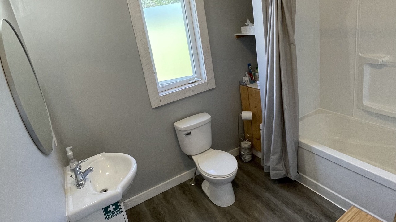 Photo of Bathroom in Brackley Beach