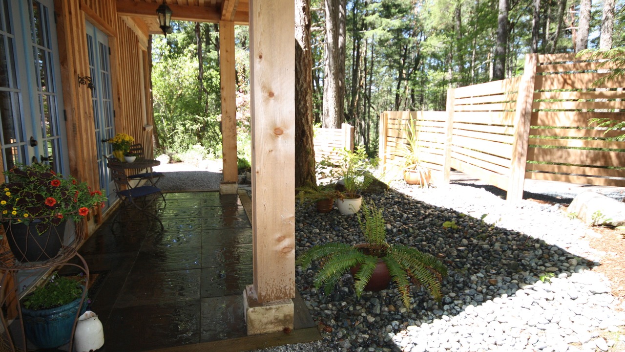 Photo of Patio Balcony in Saanich