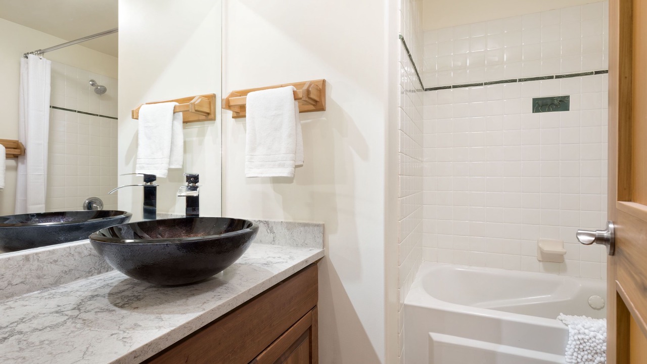 Photo of Bathroom in Nordic Estates
