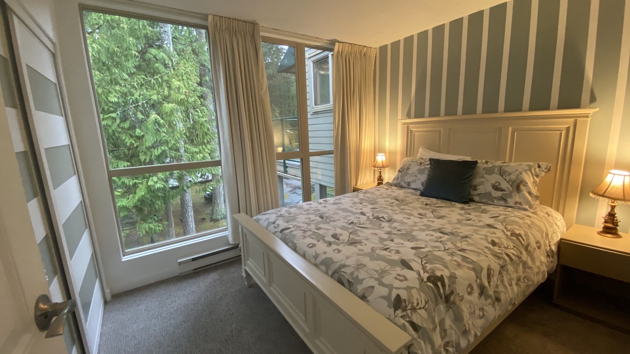 Photo of Bedroom in North Oyster