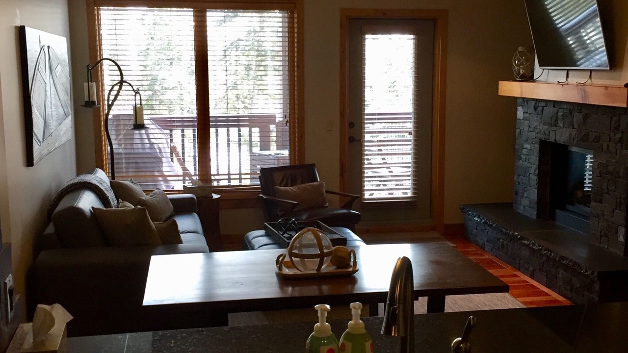 Photo of Livingroom in Canmore