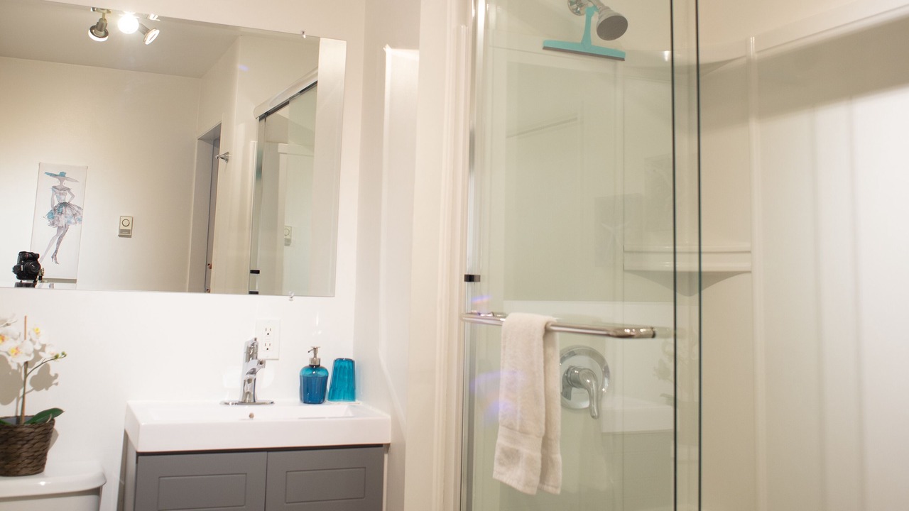 Photo of Bathroom in Fernwood