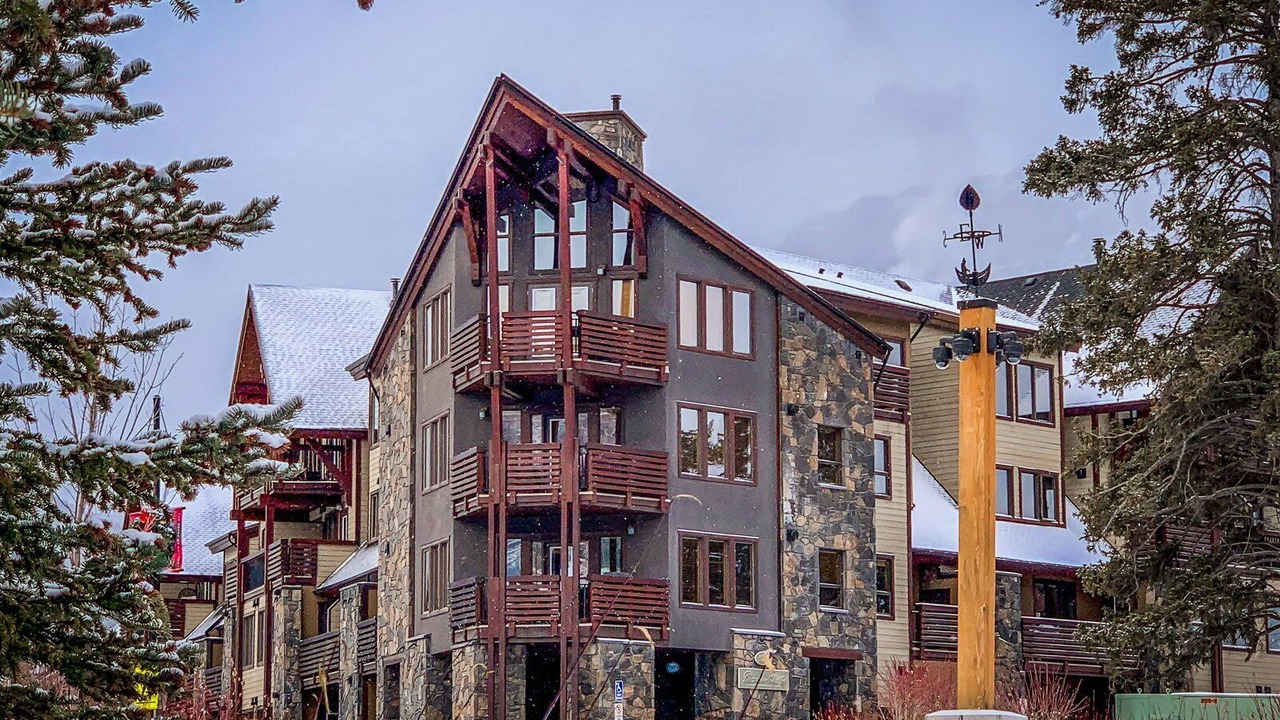 Photo of Others in Canmore