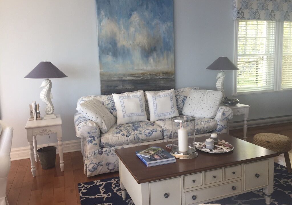 Photo of Livingroom in Lac-Brome