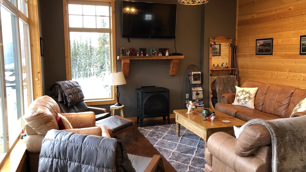 Photo of Bedroom in Okanagan-Similkameen