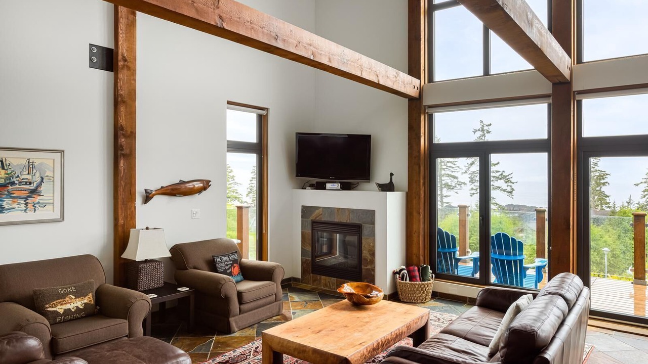 Photo of Livingroom in Ucluelet