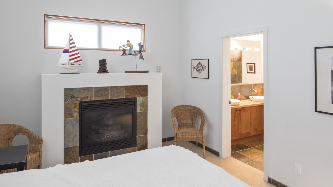 Photo of Livingroom in Ucluelet