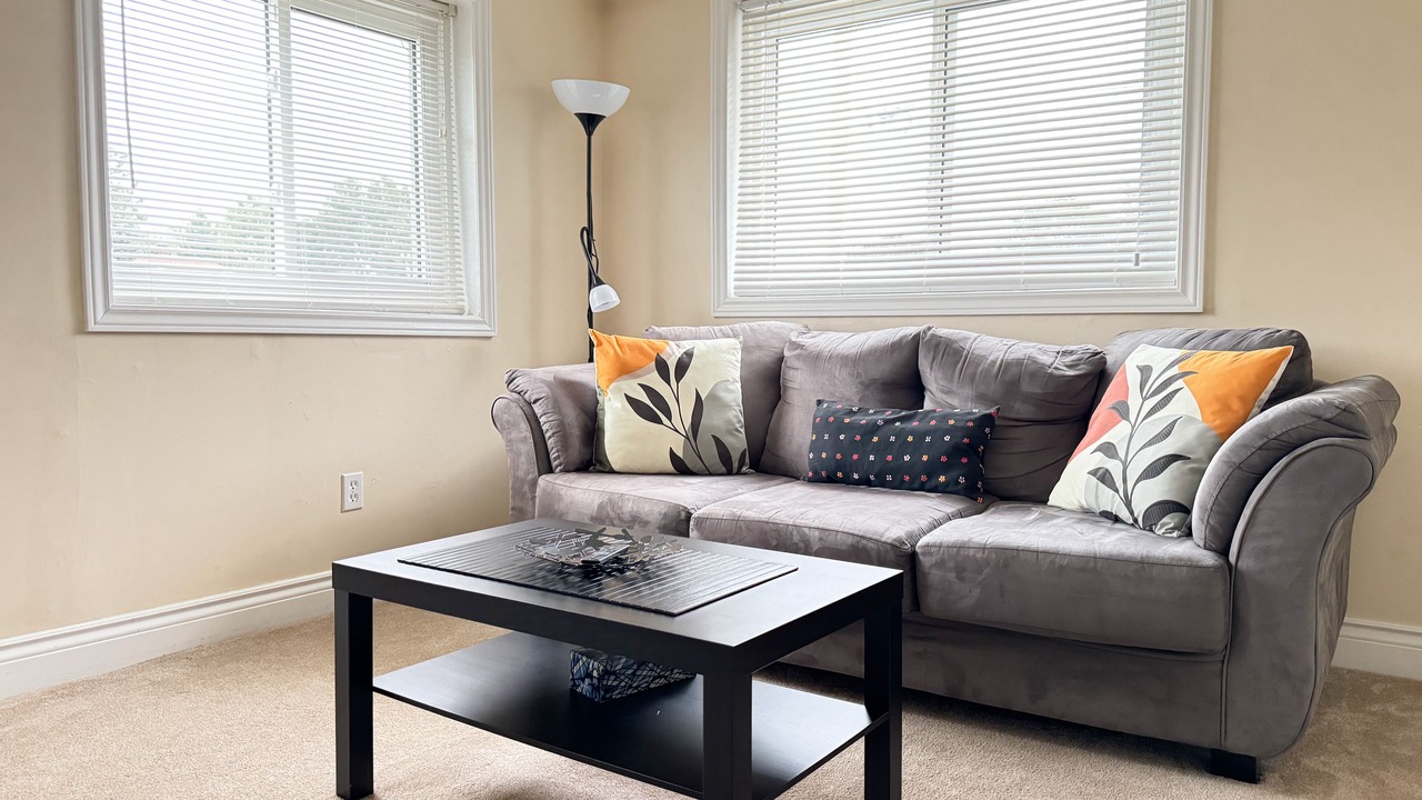 Photo of Livingroom in Niagara Falls