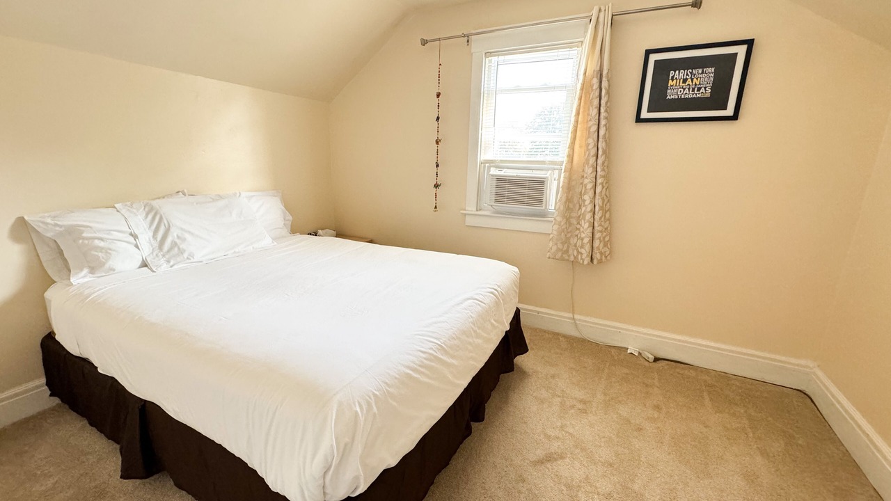 Photo of Bedroom in Niagara Falls