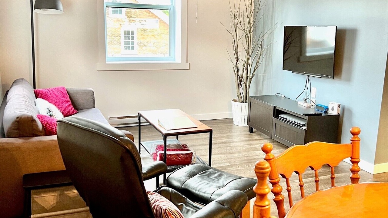 Photo of Livingroom in Sutton