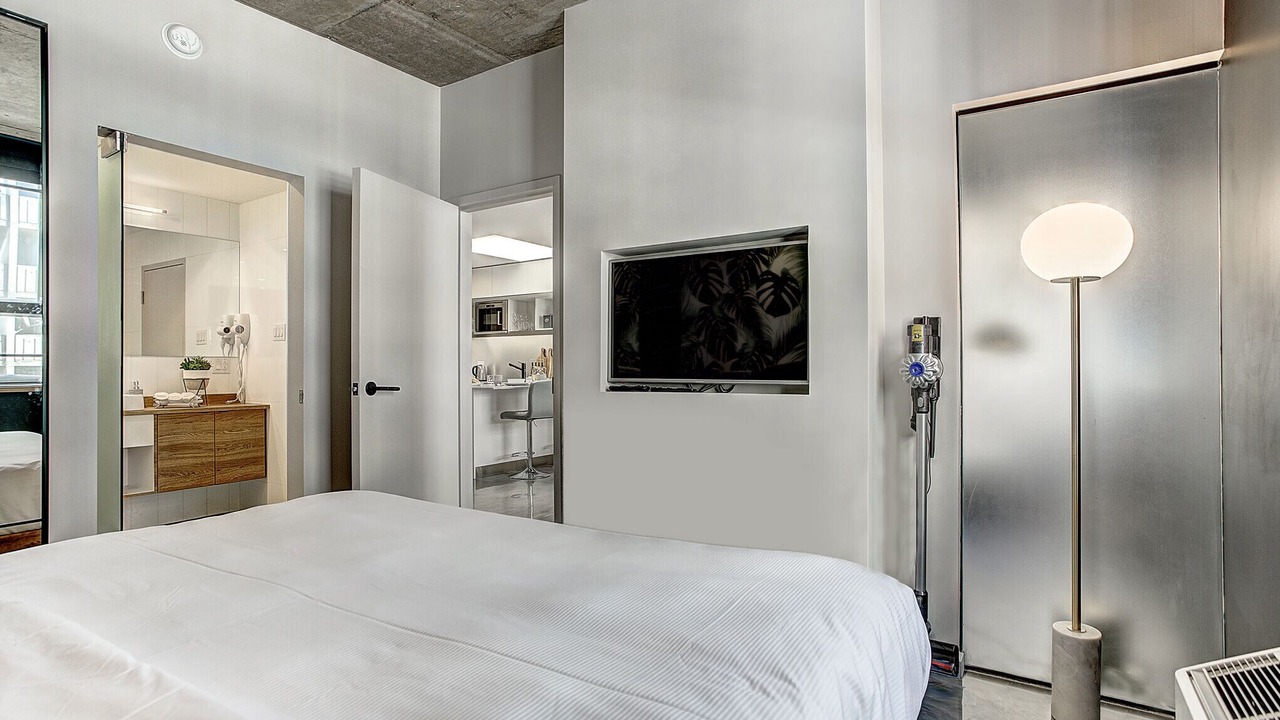Photo of Bedroom in Shaughnessy Village
