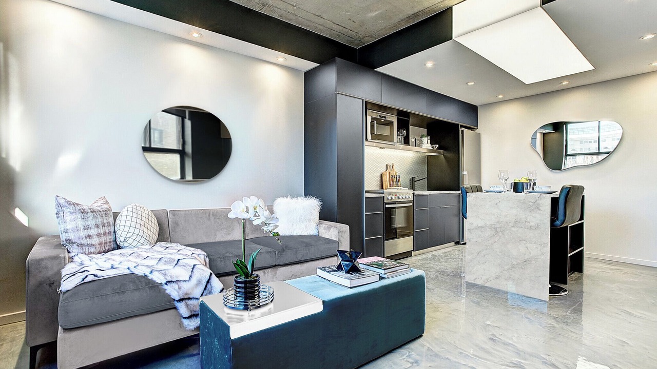 Photo of Livingroom in Shaughnessy Village