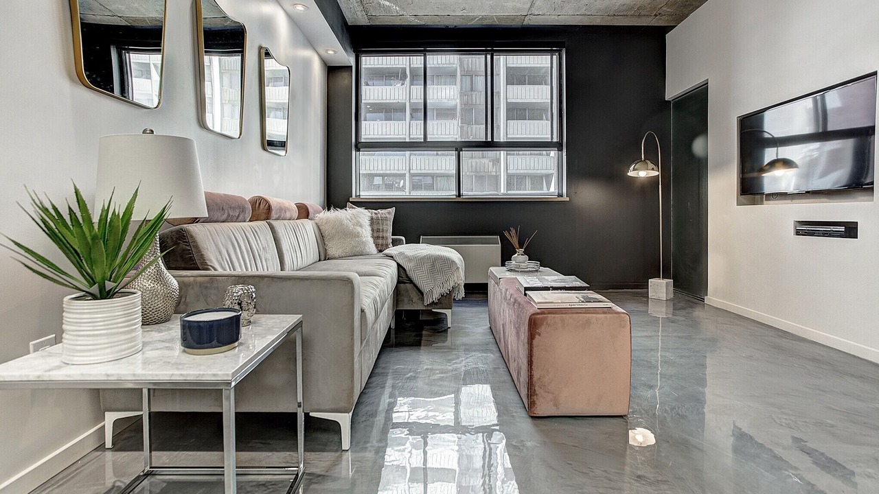 Photo of Livingroom in Shaughnessy Village