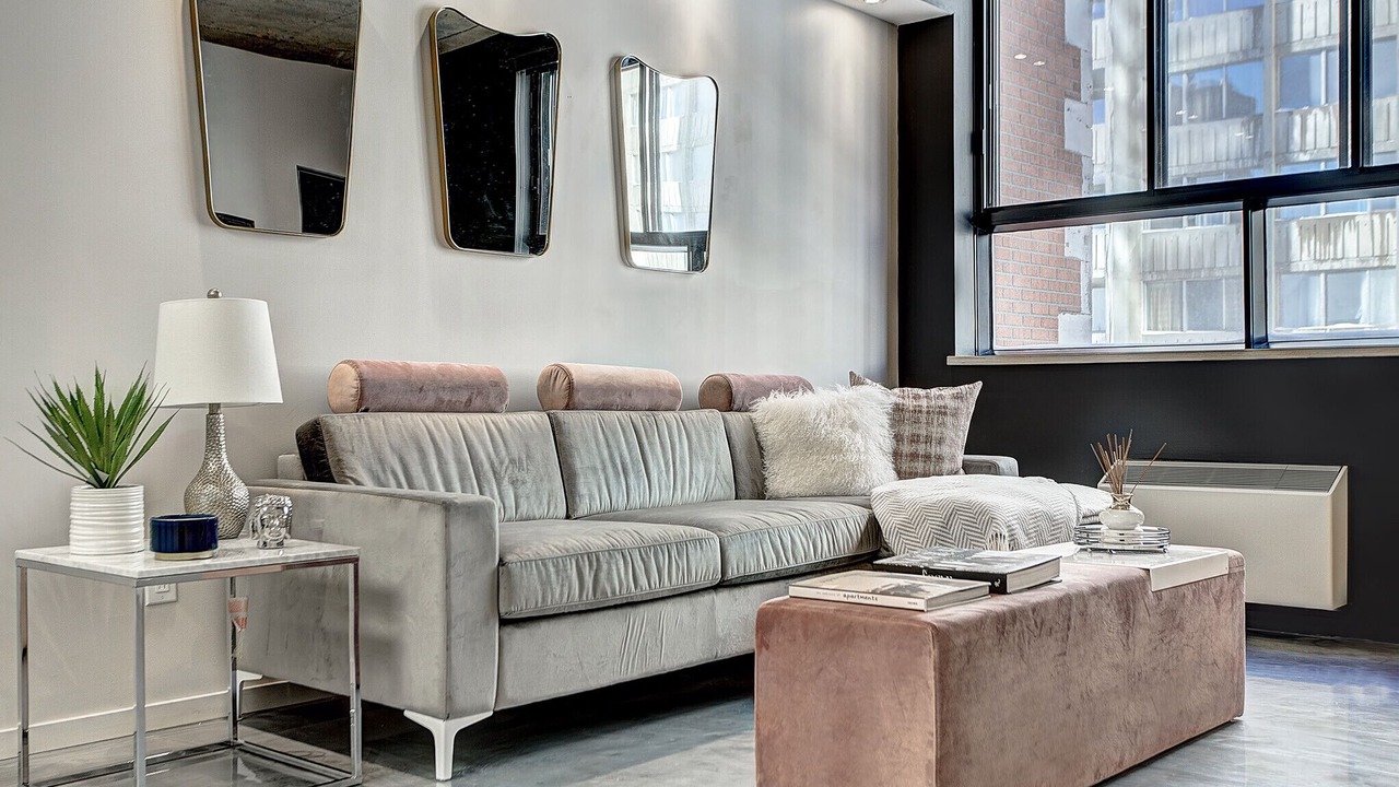 Photo of Livingroom in Shaughnessy Village