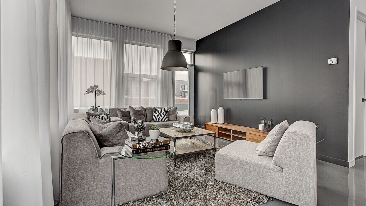 Photo of Livingroom in Pointe-Saint-Charles