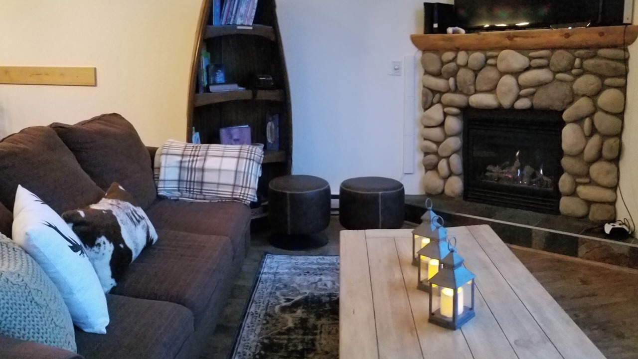 Photo of Livingroom in Canmore