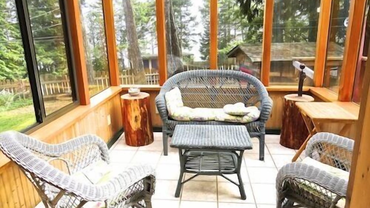 Photo of Bedroom in Otter Point