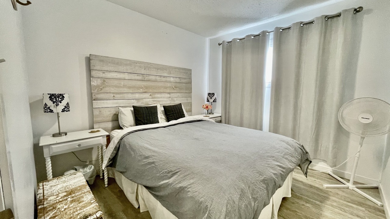 Photo of Bedroom in Swansea Point