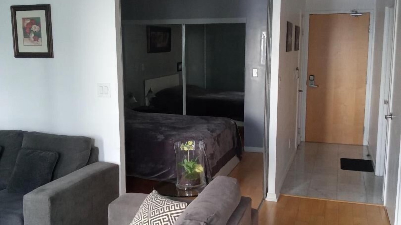Photo of Livingroom in Downtown Toronto