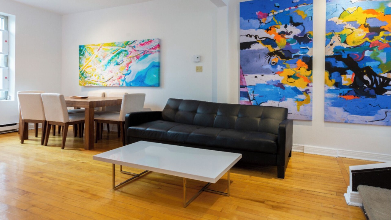 Photo of Livingroom in Shaughnessy Village