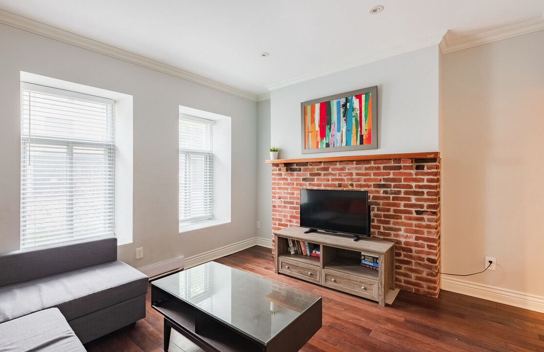 Photo of Livingroom in Shaughnessy Village
