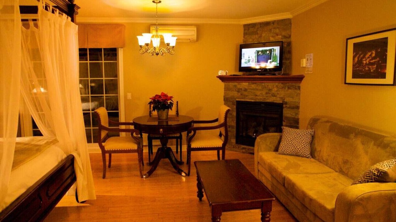 Photo of Livingroom in Piedmont
