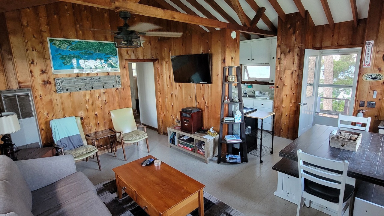 Photo of Bedroom in Leeds and the Thousand Islands