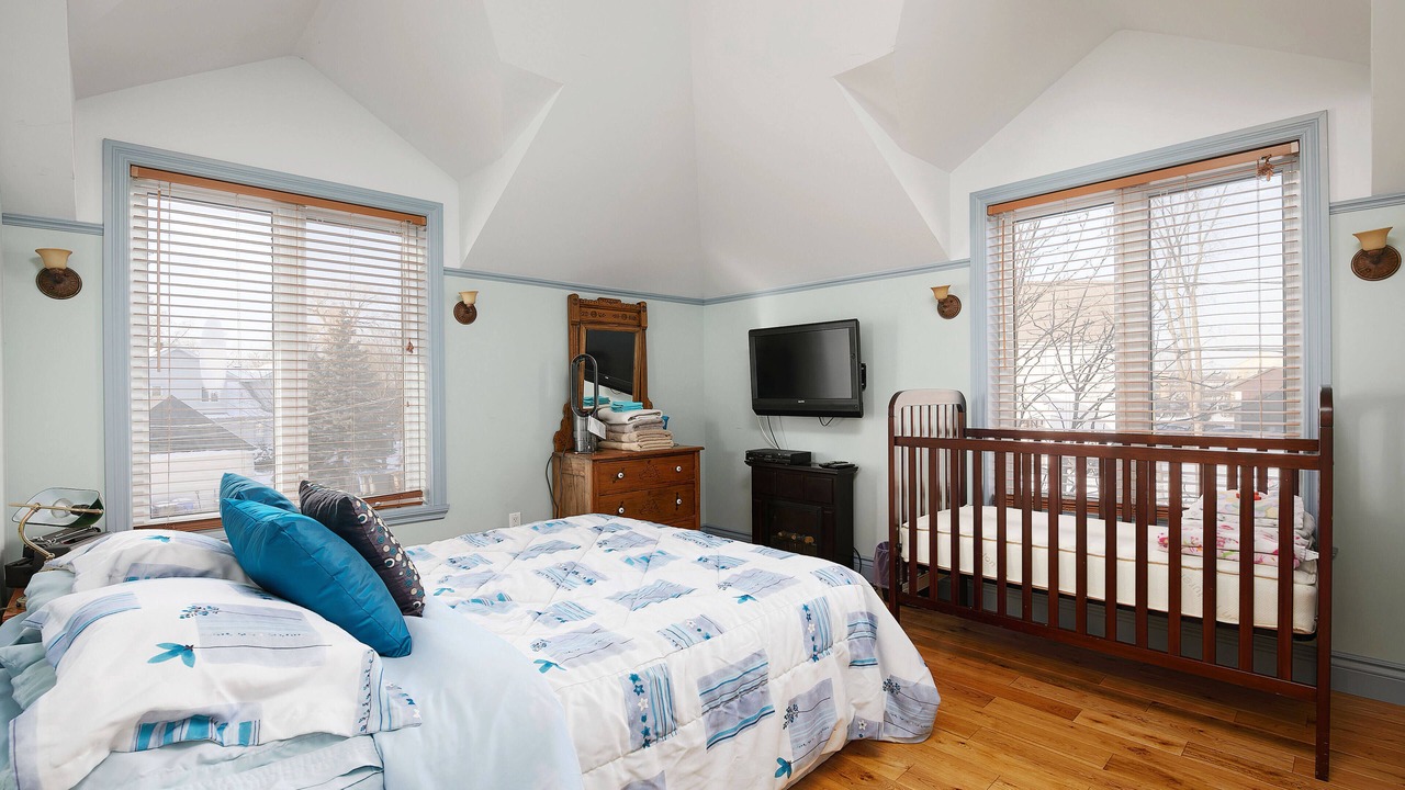 Photo of Bedroom in Pincourt
