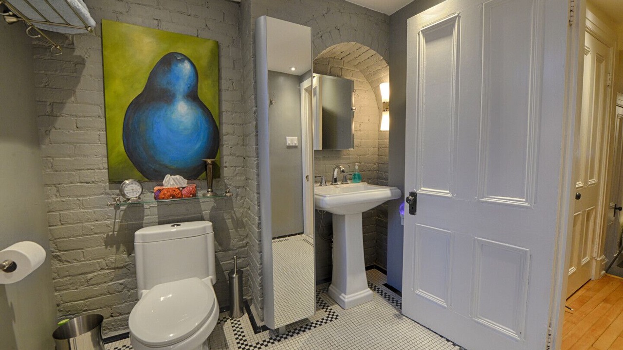 Photo of Bathroom in Downtown Montreal