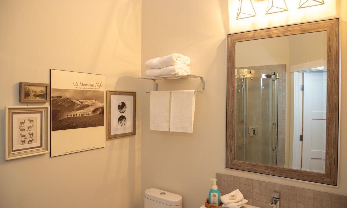 Photo of Bathroom in Canmore