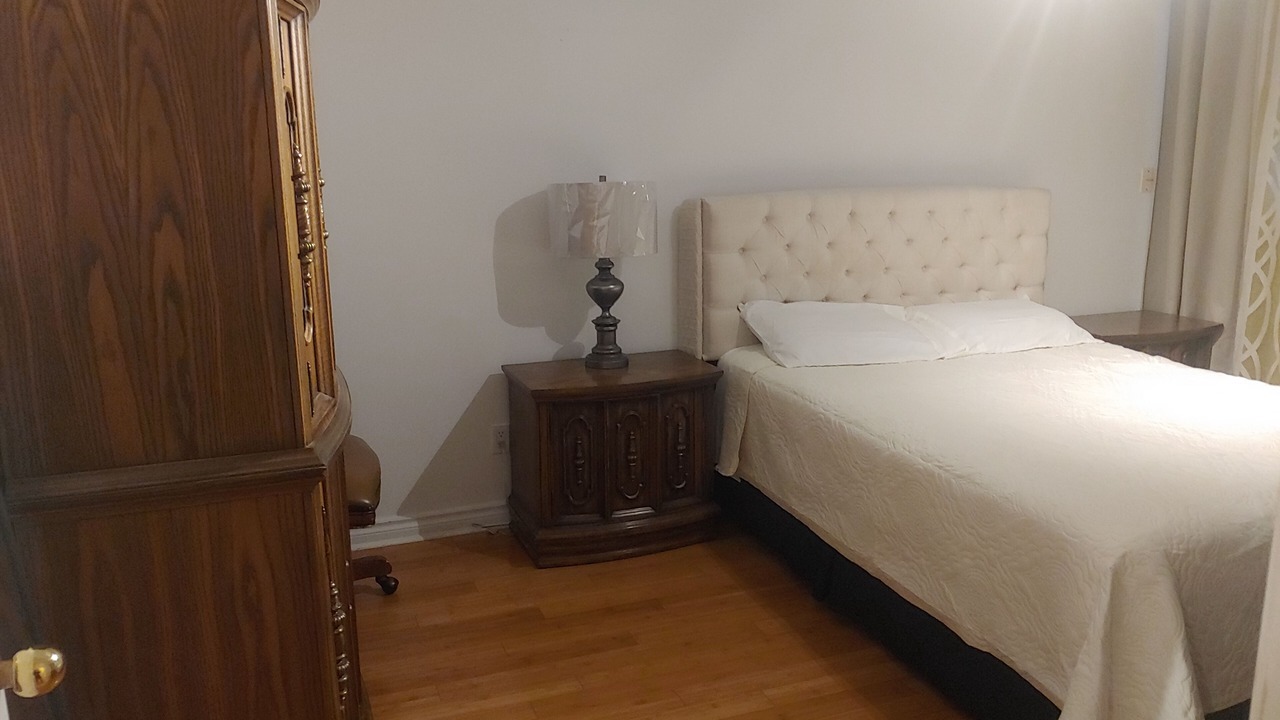 Photo of Bedroom in Saint-Leonard