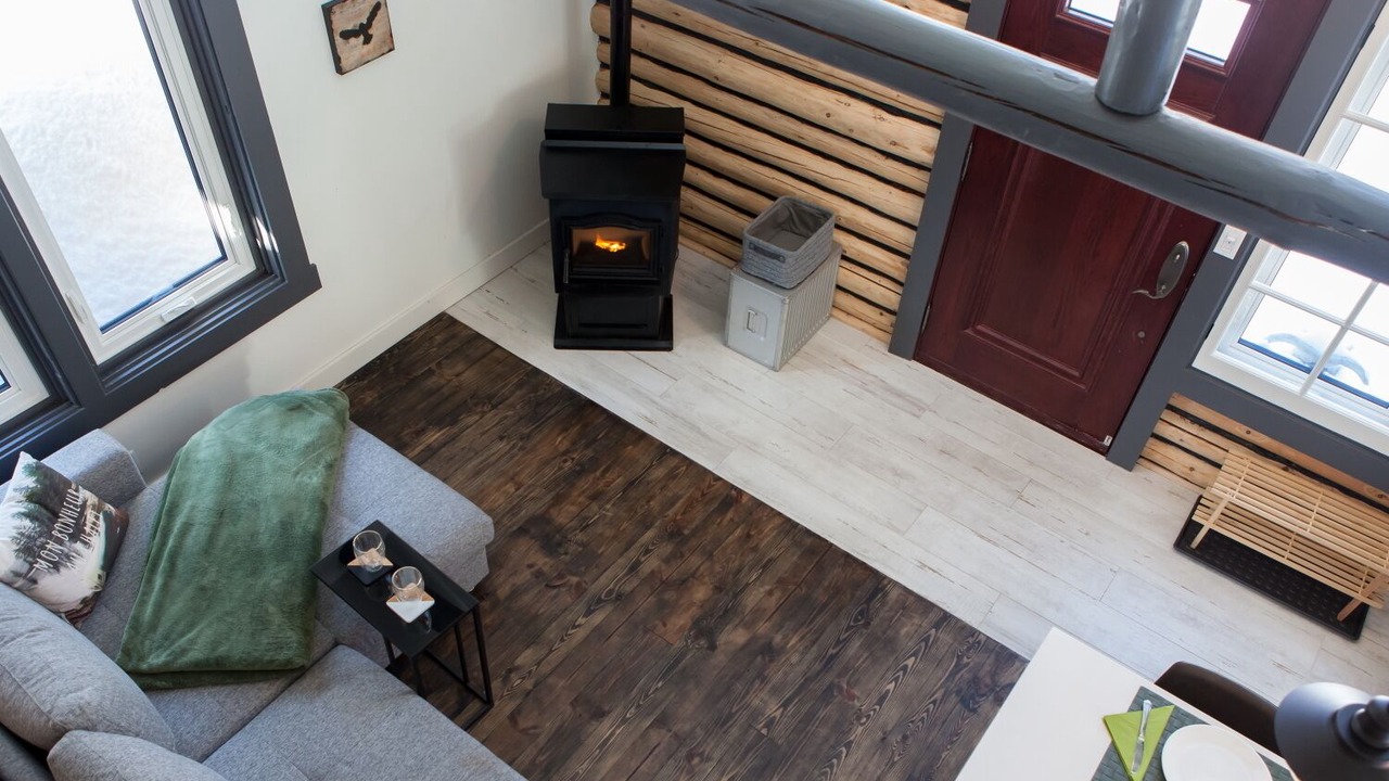 Photo of Livingroom in Chertsey