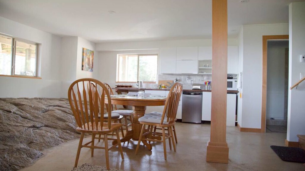 Photo of Bedroom in Halfmoon Bay