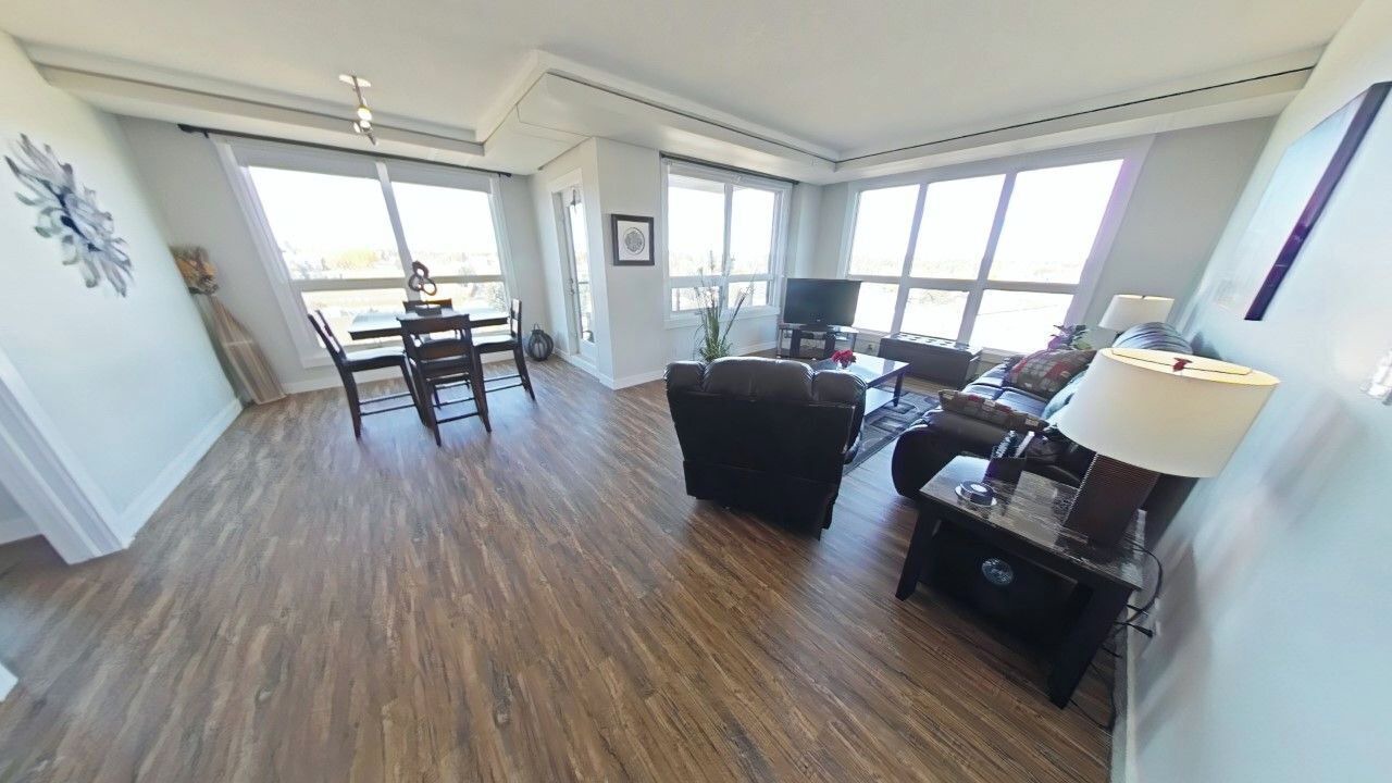 Photo of Livingroom in Haysboro