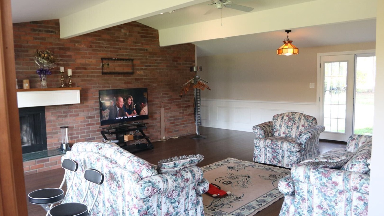 Photo of Livingroom in Washago
