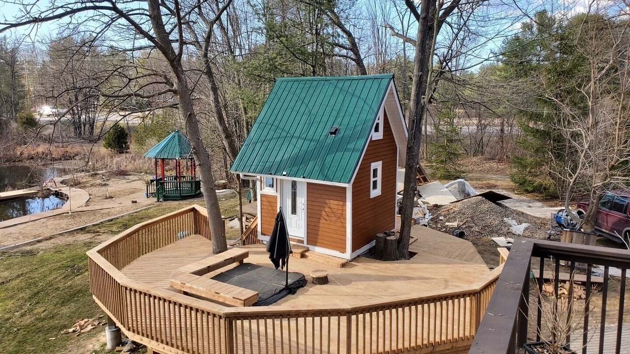 Photo of Patio Balcony in Washago