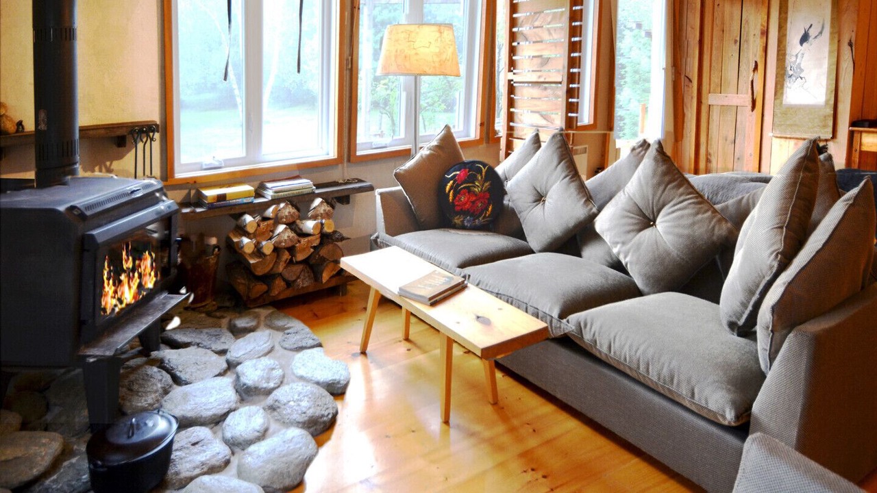 Photo of Livingroom in Sutton