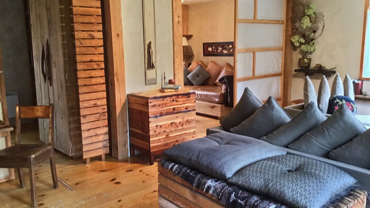 Photo of Livingroom in Sutton